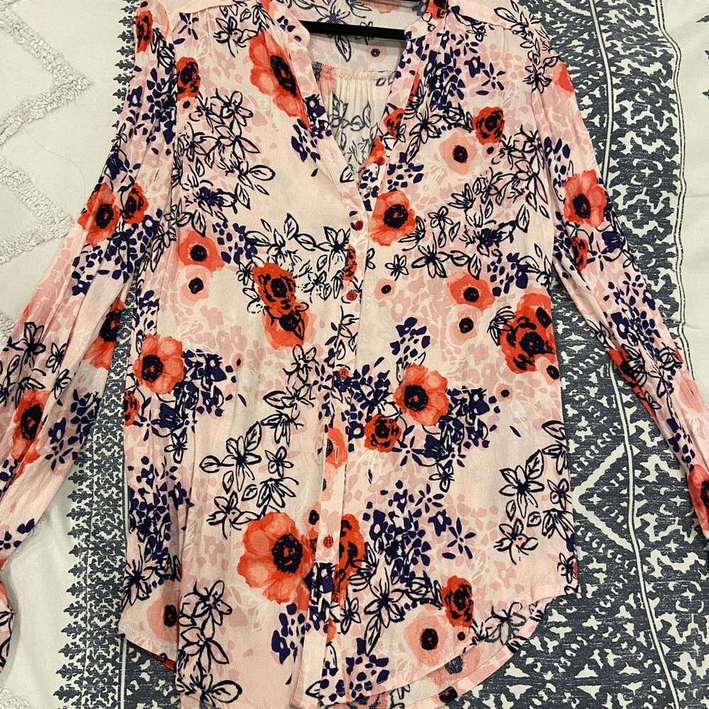 Floral blouse - Picture 2 of 3